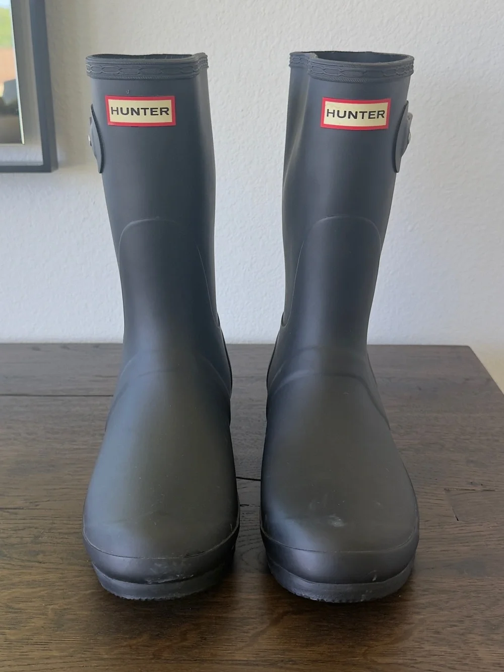Hunter Black Matte Short Rain Boots - Women